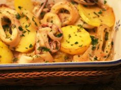 FIRINDA PATATESLİ KALAMAR (LIGNJE S KRUMPIROM) TARİFİ, NASIL YAPILIR?