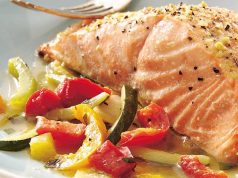 KAVRULMUŞ SEBZE İLE SOMON (SALMON WITH ROASTED VEGETABLES) TARİFİ, NASIL YAPILIR?