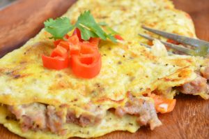 paleo-recipes_roasted-pepper-sausage-omelet