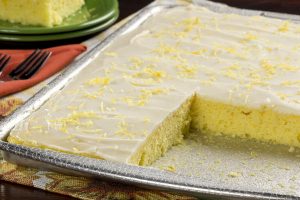 Lemon-Sheet-Cake_Large600_ID-1102630