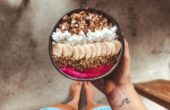 Sağlıklı ve Doyurucu Bowl Tarifleri: Lezzet Tek Kasede